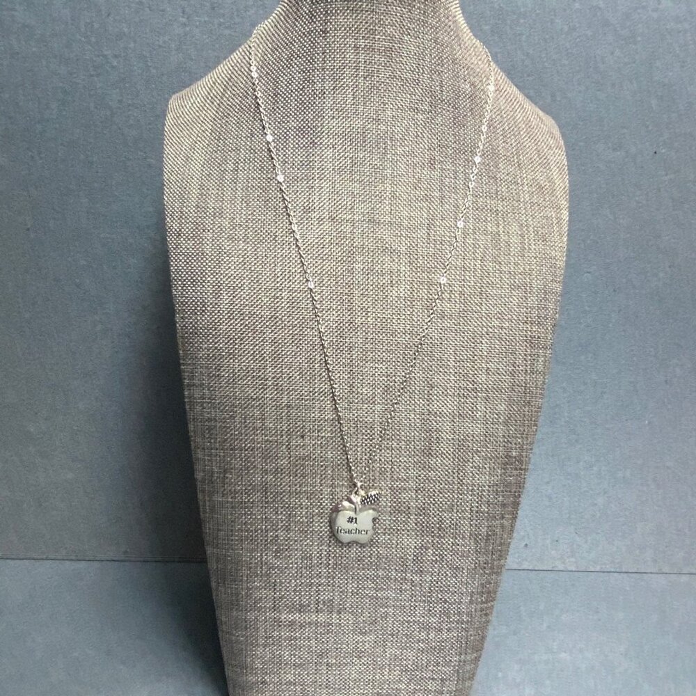 #1 Teacher Necklace 19 In Silver Apple Pendant Bite Leaf Gift Appreciation BTS